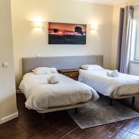 Lounge Πανσιόν Αλμπουφέιρα