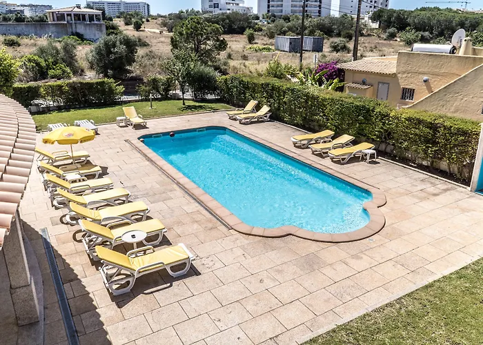 Lounge ゲストハウス アルブフェイラ