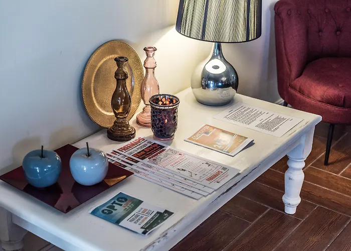 Lounge ゲストハウス 2*