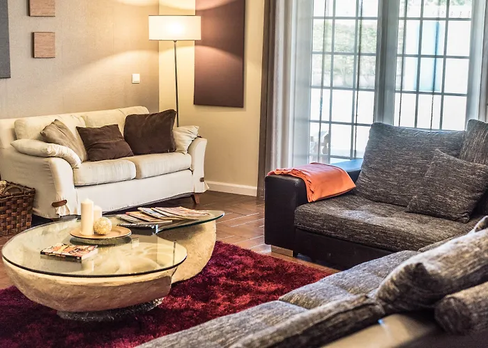 ゲストハウス Lounge 2*