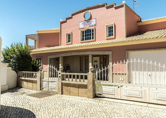 Lounge 2* アルブフェイラ