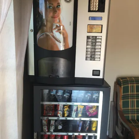 Lounge Affittacamere 2*