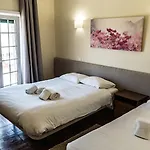Lounge 2*