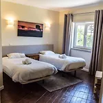 Lounge 2*